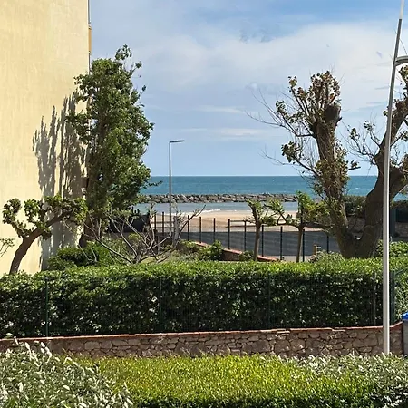 Appart Bord De Mer, Parking Prive Gratuit,Pour 2 Ou 4Pers Διαμέρισμα *